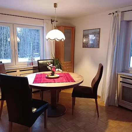 Ferienwohnung Eichhorn *